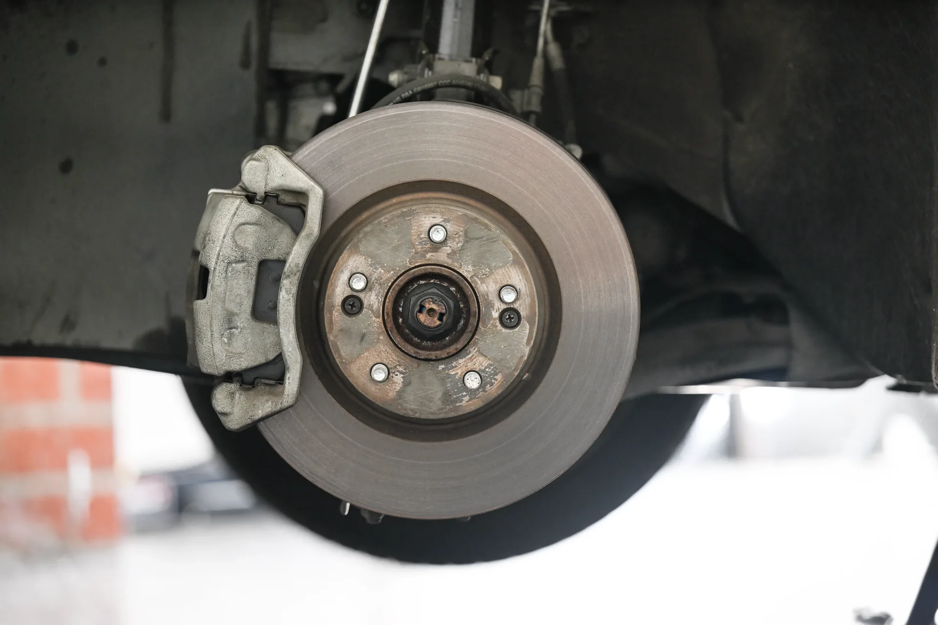 Vehicle brake disc and braking system